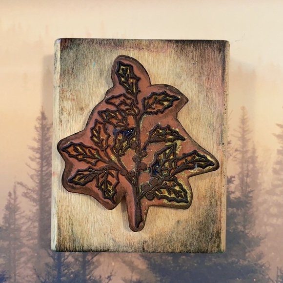 Lot of Wood Mounted Christmas Stamps No Peeking! - Picture 4 of 8